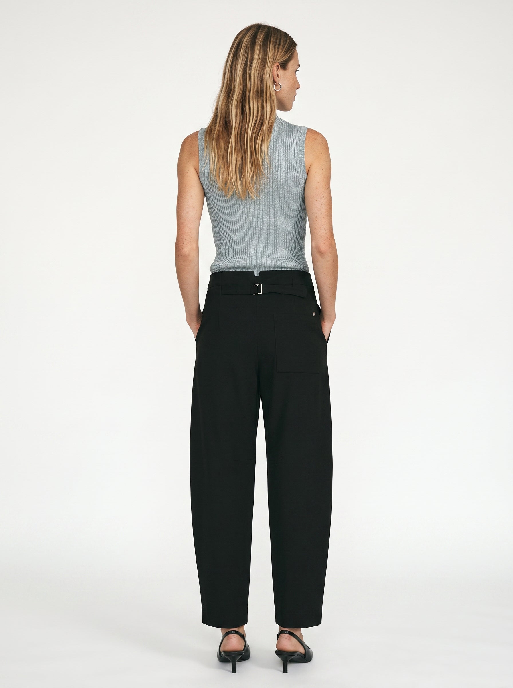 Modelshot / Black / Detail